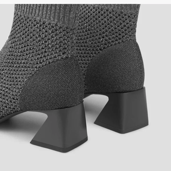 🩶NWT WOMENS VIVAIA MELISSA SQUARE TOE PERFORATED HEELED BOOTS SIZE 39 IN GREY - Picture 5 of 16